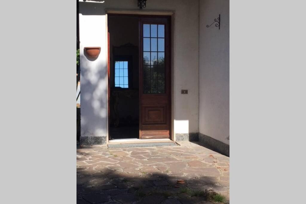 Villa Immersa Nel Verde A Lanzo dʼIntelvi Kültér fotó