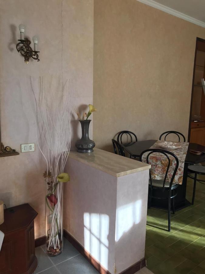Villa Immersa Nel Verde A Lanzo dʼIntelvi Kültér fotó